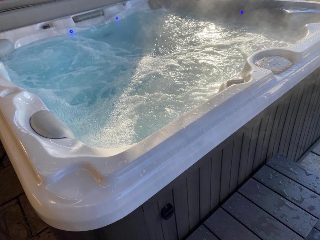 Alpenblick Nahe Muenchen Mit Outdoor Whirlpool - 21 Min Von Muenchen Mit Zug Assling Kültér fotó